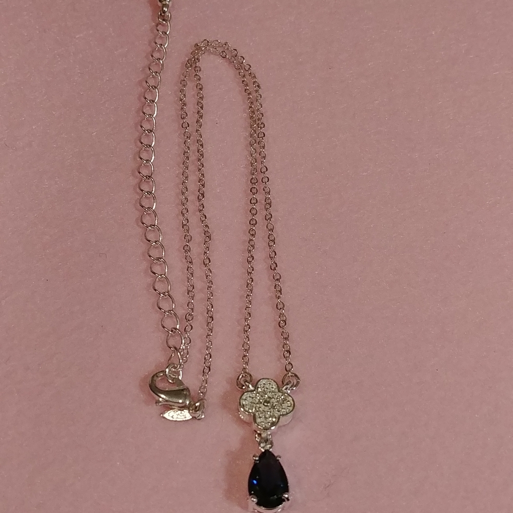NWOT AVON SH Faux Silver/ Saphire Pendant